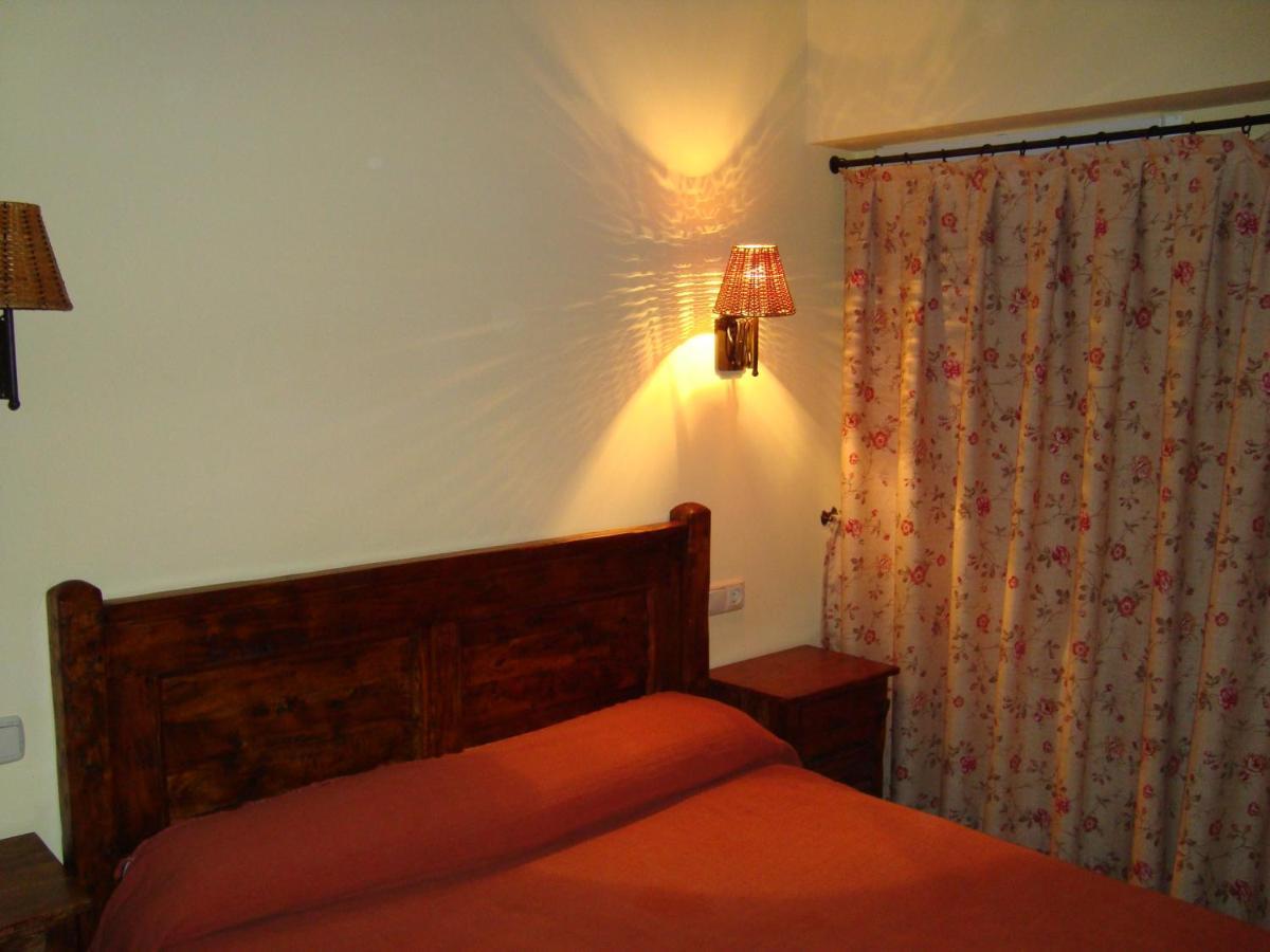 Hotel Charle Jaca Eksteriør bilde