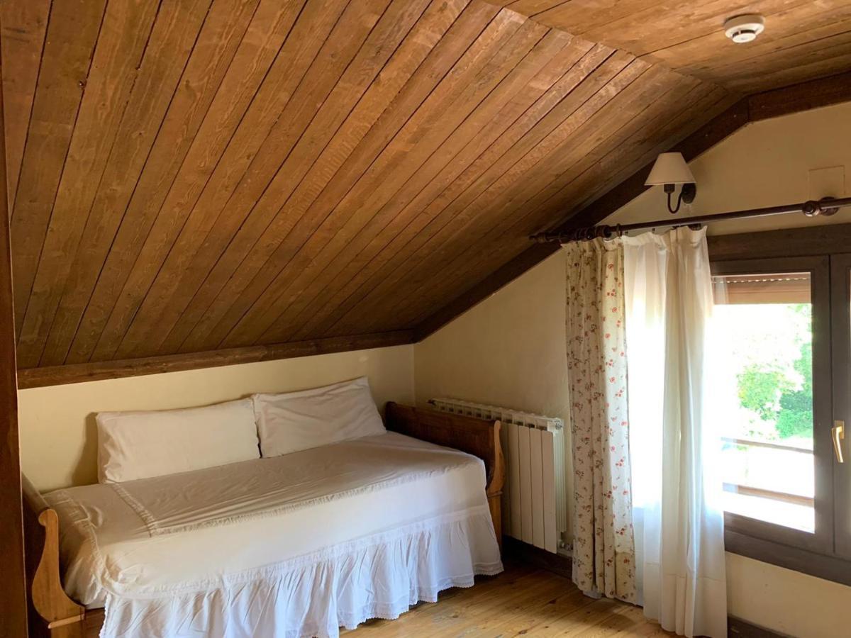 Hotel Charle Jaca Eksteriør bilde