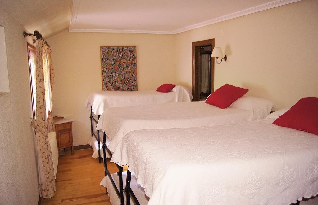 Hotel Charle Jaca Eksteriør bilde