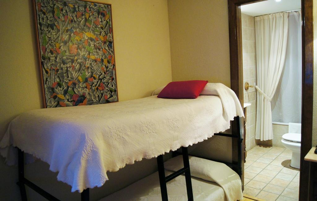Hotel Charle Jaca Eksteriør bilde