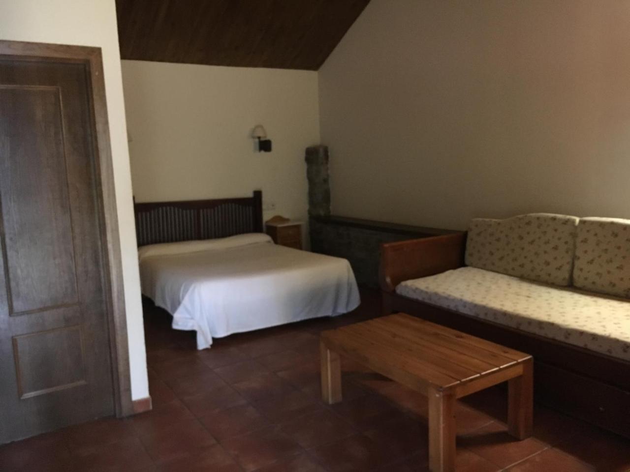 Hotel Charle Jaca Eksteriør bilde